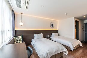 Hotel The Grang Jungmun