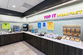 Tru by Hilton Dallas Downtown Market Center