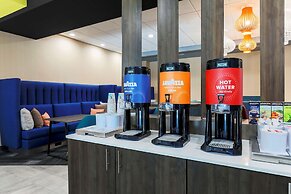 Tru by Hilton Dallas Downtown Market Center