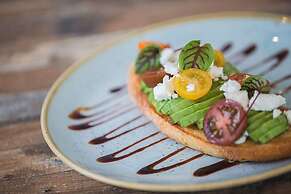 CocoBrew Boutique Apartments