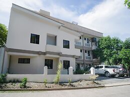 Super OYO 604 Chateau Cinco Dormitel - Hostel