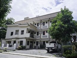 Super OYO 604 Chateau Cinco Dormitel - Hostel