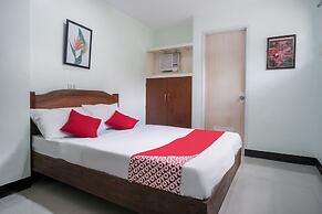 Super OYO 604 Chateau Cinco Dormitel - Hostel