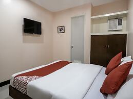 Super OYO 604 Chateau Cinco Dormitel - Hostel