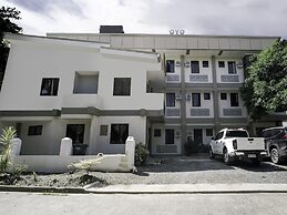 Super OYO 604 Chateau Cinco Dormitel - Hostel