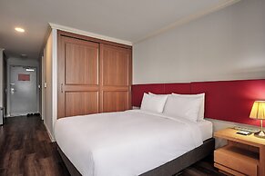Ramada Hotels & Suites Seoul Namdaemun