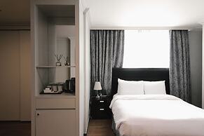 Ramada Hotels & Suites Seoul Namdaemun