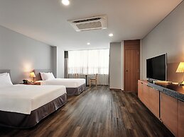 Ramada Hotels & Suites Seoul Namdaemun