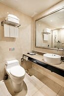 Ramada Hotels & Suites Seoul Namdaemun