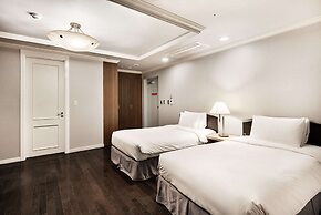 Ramada Hotels & Suites Seoul Namdaemun