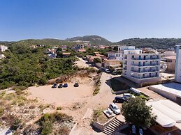 Open Sea Luxury Apartments