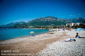Open Sea Luxury Apartments