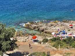 Open Sea Luxury Apartments