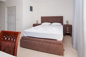 Open Sea Luxury Apartments