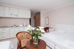 Open Sea Luxury Apartments