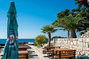 Open Sea Luxury Apartments