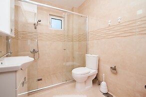 Open Sea Luxury Apartments