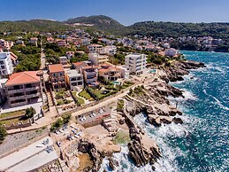 Open Sea Luxury Apartments