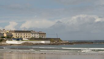 Spanish Cove Holiday Home Sleeps 5