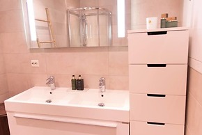 StayPlus Home near Amusement Park