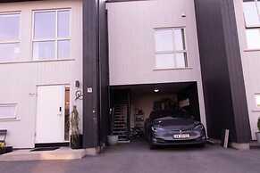 StayPlus Home near Amusement Park