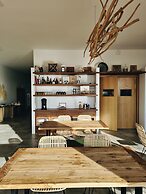 Montimerso Skyscape Country House