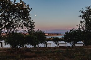 Montimerso Skyscape Country House