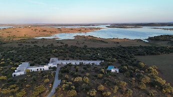 Montimerso Skyscape Country House
