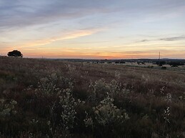 Montimerso Skyscape Country House