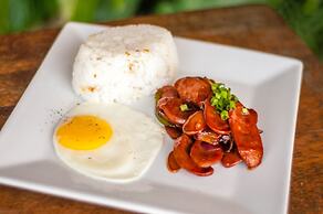 Outpost Hostel - Coron - Adults Only