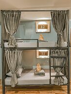 Outpost Hostel - Coron - Adults Only