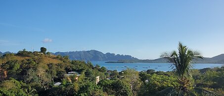 Outpost Hostel - Coron - Adults Only