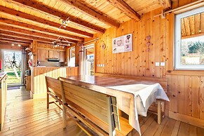 Chalet in Harreberg With Garden Views