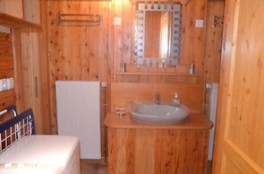 Chalet in Harreberg With Garden Views