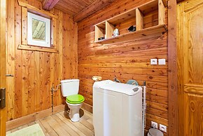 Chalet in Harreberg With Garden Views