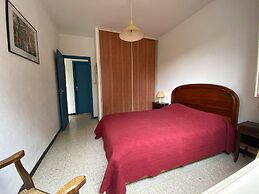 Flat in a Beautiful Building With Pool