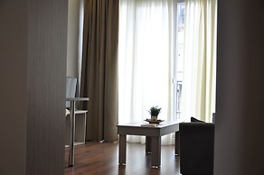 Penthouse Apartments, The Luxury Suites