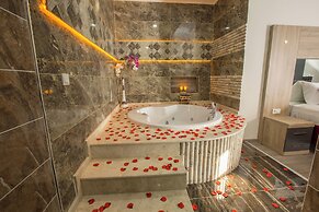Elanis Suites