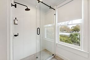 Downtown Home Centrally Located