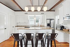 Downtown Home Centrally Located