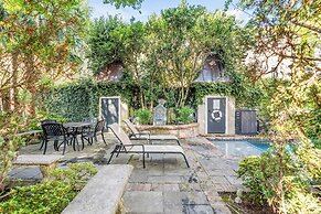 Tranquility with Garden & Heated Pool near King Street