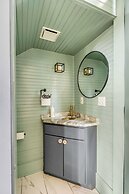 Cottage with Beautiful Garden and Heated Pool