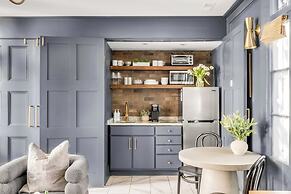 Cottage with Beautiful Garden and Heated Pool