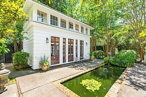 Cottage with Beautiful Garden and Heated Pool