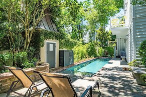 Cottage with Beautiful Garden and Heated Pool