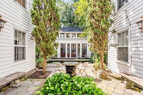 Cottage with Beautiful Garden and Heated Pool