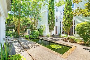 Cottage with Beautiful Garden and Heated Pool