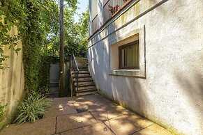 Perfect Location in Downtown Charleston