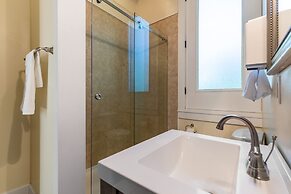 Perfect Location in Downtown Charleston