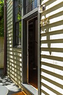 Perfect Location in Downtown Charleston